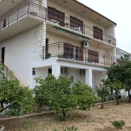 شقة Tomas تروغير