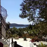 Διαμέρισμα Tomas *