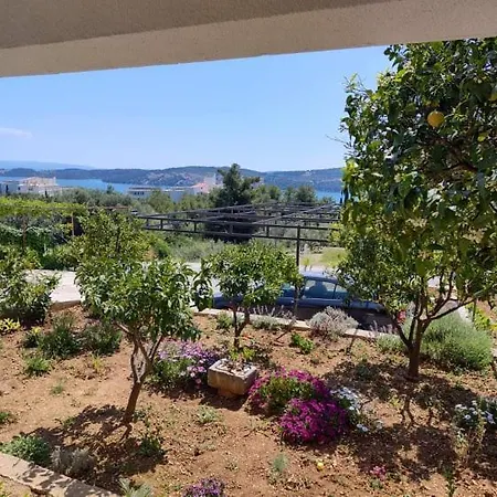 Apartament Tomas *
