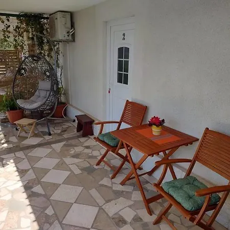 아파트 Tomas 트로기르